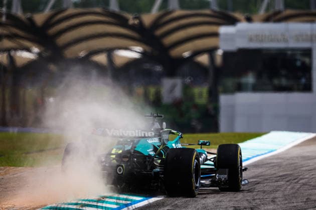 F1 - BAHRAIN GRAND PRIX IN MALAYSIA 2026 18 STROLL Lance (can), Aston Martin F1 Team AMR26, action during the 2026 Formula 1 Bahrain Grand Prix in Malaysia, 16th round of the 2026 Formula One World Championship, WM, Weltmeisterschaft from October 2 to 4, 2026 on the Sepang International Circuit, in Sepang, Malaysia - SepangMalaysia  Copyright: xANTONINxVINCENTx