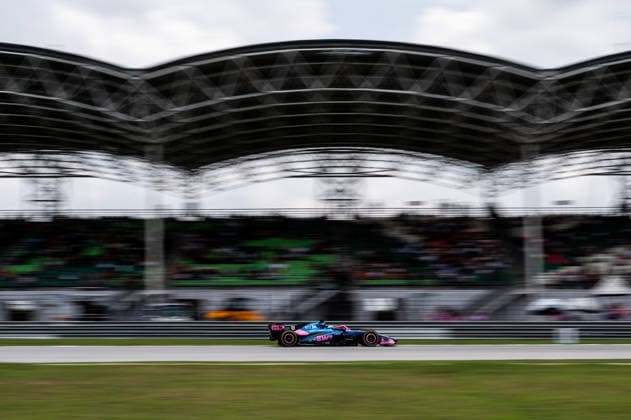 F1 - BAHRAIN GRAND PRIX IN MALAYSIA 2026 10 GASLY Pierre (fra), Alpine F1 Team A526, action during the 2026 Formula 1 Bahrain Grand Prix in Malaysia, 16th round of the 2026 Formula One World Championship, WM, Weltmeisterschaft from October 2 to 4, 2026 on the Sepang International Circuit, in Sepang, Malaysia - SepangMalaysia  Copyright: xALBERTOxVIMERCATIx