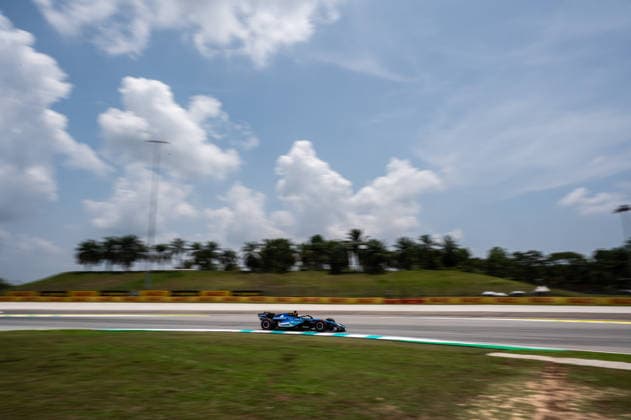 F1 - BAHRAIN GRAND PRIX IN MALAYSIA 2026 23 ALBON Alexander (tha), Williams F1 Team FW48, action during the 2026 Formula 1 Bahrain Grand Prix in Malaysia, 16th round of the 2026 Formula One World Championship, WM, Weltmeisterschaft from October 2 to 4, 2026 on the Sepang International Circuit, in Sepang, Malaysia - SepangMalaysia Copyright: xALBERTOxVIMERCATIx