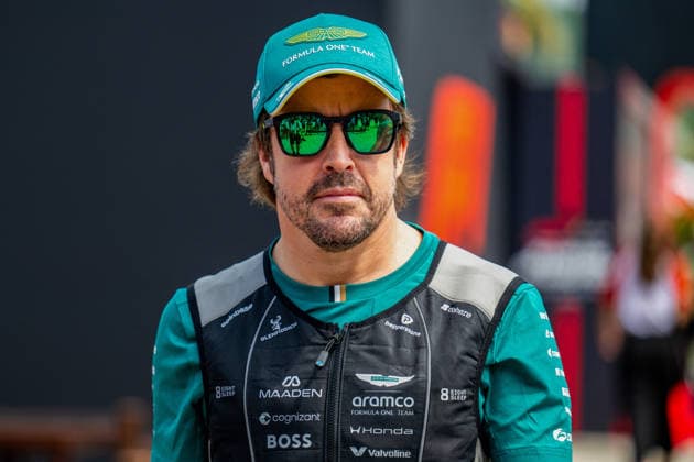 MOTORSPORTS - Formula 1 - 2026 Gulf Air Bahrain Grand Prix in Malaysia - Round 16 of 23 - Sepang International Circuit, Sepang, Malaysia Photo by IPA ABACAPRESS.COM89209412 - Fernando Alonso (ESP) - Aston Martin Aramco F1 Team on Friday of the 2026 Formula 1 Gulf Air Bahrain Grand Prix in Malaysia at the Sepang International Circuit in Sepang, Malaysia. Round 16 of 23 of the 2026 FIA Formula One World Championship, WM, Weltmeisterschaft held October 2–4, 2026. The race was moved from Bahrain to Malaysia and held at the Sepang International Circuit during the 2026 Formula 1 Gulf Air Bahrain Grand Prix in Malaysia—Round 16 of 23—at the Sepang International Circuit in Sepang, Malaysia, as part of the Formula 1 Championship on October 2, 2026. Copyright: xIPAxSport ABACAx