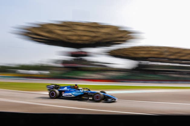 F1 - BAHRAIN GRAND PRIX IN MALAYSIA 2026 23 ALBON Alexander (tha), Williams F1 Team FW48, action during the 2026 Formula 1 Bahrain Grand Prix in Malaysia, 16th round of the 2026 Formula One World Championship, WM, Weltmeisterschaft from October 2 to 4, 2026 on the Sepang International Circuit, in Sepang, Malaysia - SepangMalaysia Copyright: xANTONINxVINCENTx
