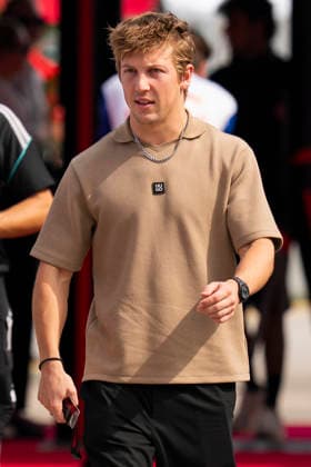 FORMULA 1 BAHRAIN GRAND PRIX IN MALAYSIA 2026 Liam Lawson (NZL) 30 Racing Bulls arriving for practice during the Formula 1 Gulf Air Bahrain Grand Prix in Malaysia 2026, Round 16 of the 2026 Formula 1 World Championship, WM, Weltmeisterschaft from 2nd - 4th October 2026 at Sepang International Circuit, Sepang, Malaysia. Credit: Robbie Hoad Every Second Media Editorial use only. All images are copyright Every Second Media Limited. No images may be reproduced without prior permission. Copyright: xIMAGO EveryxSecondxMediax ESM-2195-0175 RobbiexHoadx xEveryxSecondxMediax