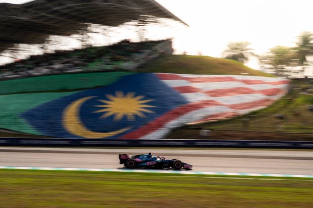 F1 - BAHRAIN GRAND PRIX IN MALAYSIA 2026 10 GASLY Pierre (fra), Alpine F1 Team A526, action during the 2026 Formula 1 Bahrain Grand Prix in Malaysia, 16th round of the 2026 Formula One World Championship, WM, Weltmeisterschaft from October 2 to 4, 2026 on the Sepang International Circuit, in Sepang, Malaysia - SepangMalaysia  Copyright: xALBERTOxVIMERCATIx