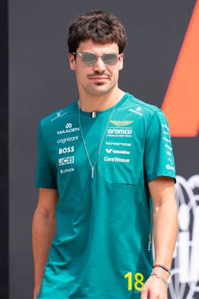 FORMULA 1 BAHRAIN GRAND PRIX IN MALAYSIA 2026 Lance Stroll (CAN) 18 Aston Martin arriving for practice during the Formula 1 Gulf Air Bahrain Grand Prix in Malaysia 2026, Round 16 of the 2026 Formula 1 World Championship, WM, Weltmeisterschaft from 2nd - 4th October 2026 at Sepang International Circuit, Sepang, Malaysia. Credit: Robbie Hoad Every Second Media Editorial use only. All images are copyright Every Second Media Limited. No images may be reproduced without prior permission. Copyright: xIMAGO EveryxSecondxMediax ESM-2195-0248 RobbiexHoadx xEveryxSecondxMediax