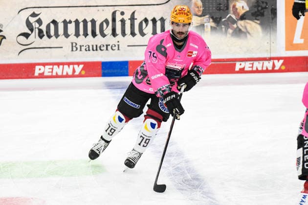 Straubing Tigers vs. Pinguins Bremerhaven, Ice Hockey, German Ice Hockey League, Penny DEL, Matchday 5, 2026–2027 Season, October 2, 2026, Colt Adam Conrad, Pinguins Bremerhaven, Men s Ice Hockey, German Ice Hockey League, Penny DEL, Matchday 5, 2026–2027 Season on October 2, 2026, at the Eisstadion am Pulverturm, Straubing Tigers (blue) vs. Pinguins Bremerhaven (white)