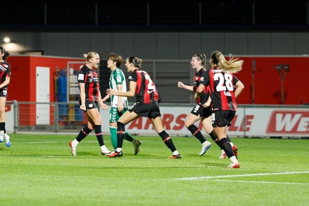 Soccer I Women s I 2026–2027 Season I Bundesliga I Bayer 04 Leverkusen vs. Werder Bremen I October 2, 2026 Cornelia Kramer 7, Bayer 04 Leverkusen celebrates after she headed in the equalizer to make it 2–2 at the Ulrich Haberland Stadium in Leverkusen, North Rhine-Westphalia, Germany Copyright: xLobeca CedricxSiefkerx