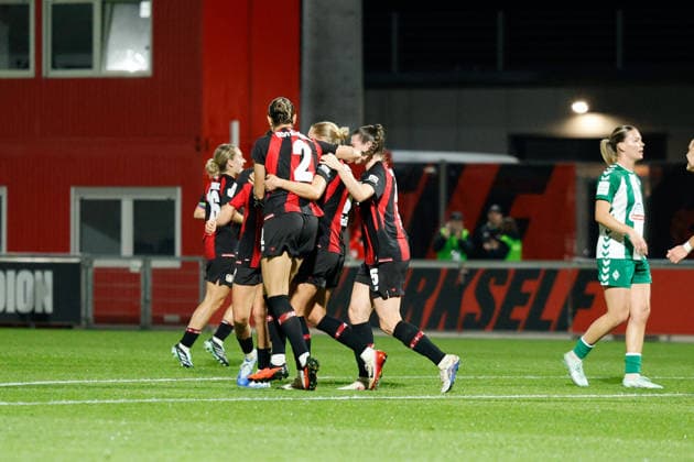 Soccer I Women s I 2026–2027 Season I Bundesliga I Bayer 04 Leverkusen vs. Werder Bremen I October 2, 2026: Bayer 04 Leverkusen celebrates after scoring the equalizer to make it 2–2. Leverkusen, Ulrich Haberland Stadium, North Rhine-Westphalia, Germany Copyright: xLobeca CedricxSiefkerx