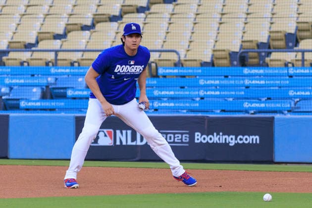 October 2, 2026, Los Angeles, California, USA: Shohei Ohtani 17 of the Los Angeles Dodgers at bat during a workout in preparation for Game 1 of the NLDS game against the Atlanta Braves on Friday October 2, 2026 at Dodger Stadium in Los Angeles, California. JAVIER ROJAS PI Dodgers NLDS - Workout - ZUMAp124 20261002_zaa_p124_088 Copyright: xJavierxRojasx