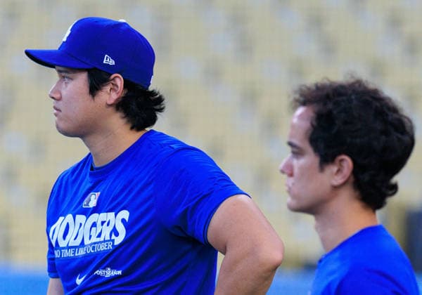 October 2, 2026, Los Angeles, California, USA: Shohei Ohtani 17 of the Los Angeles Dodgers at bat during a workout in preparation for Game 1 of the NLDS game against the Atlanta Braves on Friday October 2, 2026 at Dodger Stadium in Los Angeles, California. JAVIER ROJAS PI Dodgers NLDS - Workout - ZUMAp124 20261002_zaa_p124_096 Copyright: xJavierxRojasx