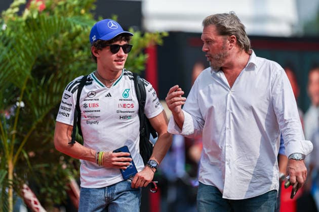 KUALA LUMPUR, MALAYSIA - OCTOBER 03: Andrea Kimi Antonelli of Italy and Mercedes-AMG PETRONAS F1 Team arrives on Saturday prior to Final Practice & Qualifying ahead of the FIA Formula 1 Grand Prix of Bahrain in Malaysia at the Sepang Circuit on October 03, 2026 in Kuala Lumpur, Malaysia. (Photo by Qian Jun SPP-Paddocker) Copyright: xQianxJun SPP-Paddockerx Sportspressphoto_SPR244363