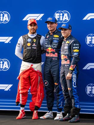 2026 Malaysian GP - Sepang Circuit - Pilots LEWIS HAMILTON 44 (GBR) of Scuderia Ferrari HP (Ferrari SF-26) MAX VERSTAPPEN 1 (NED) of Oracle Red Bull Racing (Red Bull Racing RB22) and ISACK HADJAR 6 (FRA) of Oracle Red Bull Racing (Red Bull Racing RB22) after qualifying top 3 on Saturday during the 2026 Formula 1 Gulf Air Bahrain Grand Prix in Malaysia at Sepang International Circuit in Kuala Lumpur, Malaysia, on October 3, 2026. Photo by Antoine Lapeyre Reveries Agency ABACAPRESS.COM Kuala Lumpur Malaysia Copyright: xAntoinexLapeyre ReveriesxAgency ABACAx