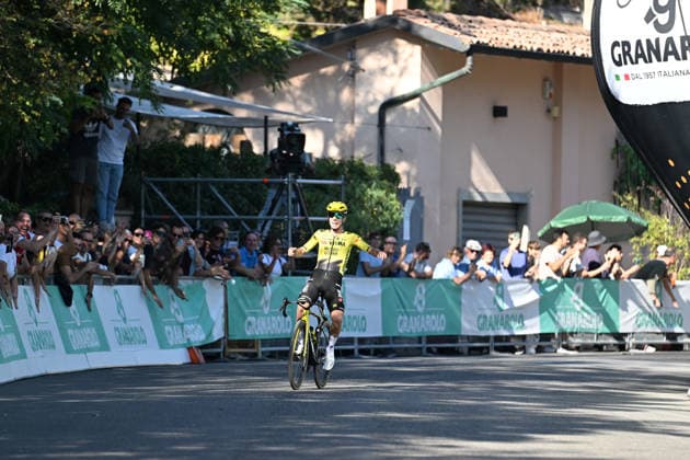 03-10-2026 Giro Dell emilia; 2026, Visma - Lease A Bike; Piganzoli, Davide; Bologna - San Luca;