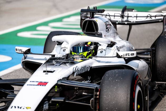 F1 - BAHRAIN GRAND PRIX IN MALAYSIA 2026 11 PEREZ Sergio (mex), Cadillac F1 Team MAC-26, action during the 2026 Formula 1 Bahrain Grand Prix in Malaysia, 16th round of the 2026 Formula One World Championship, WM, Weltmeisterschaft from October 2 to 4, 2026 on the Sepang International Circuit, in Sepang, Malaysia - SepangMalaysia Copyright: xALBERTOxVIMERCATIx