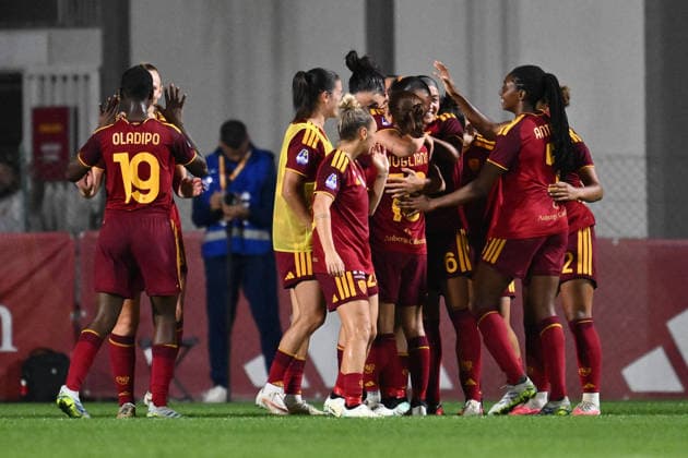 SOCCER - Women s Serie A - AS Roma vs. SS Lazio Women Photo by IPA ABACAPRESS.COM89266838 - Alice Corelli of A.S. Roma Femminile celebrates after scoring the goal that made the score 2-0 during the Serie A Women Athora match on Matchday 2 between A.S. Roma and S.S. Lazio Women at the Tre Fontane Stadium on October 3, 2026, in Rome, Italy. Rome Italy Copyright: xIPAxSport ABACAx