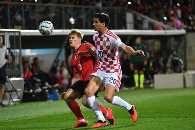 Croatia, Rijeka, 03.10.2026. Rujevica Stadium. Thomas Tuchel held a press conference, PK, Pressekonferenz after the match of the 3rd round of the League of Nations, Croatia - England. In the photo: Lewis Hall, Igor Matanovic. Foto: Damir Skomrlj CROPIX Copyright: xxDamirxSkomrljx hrvatska_engleska_skomrlj50-031026