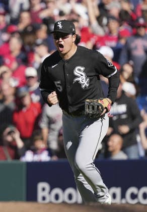 Baseball: Division Series between White Sox and Guardians Chicago White Sox first baseman Munetaka Murakami reacts following the team s 3-0 victory over the Cleveland Guardians in Game 1 of the American League Division Series at Progressive Field in Cleveland, Ohio, on Oct. 3, 2026. A14AA0005629866P
