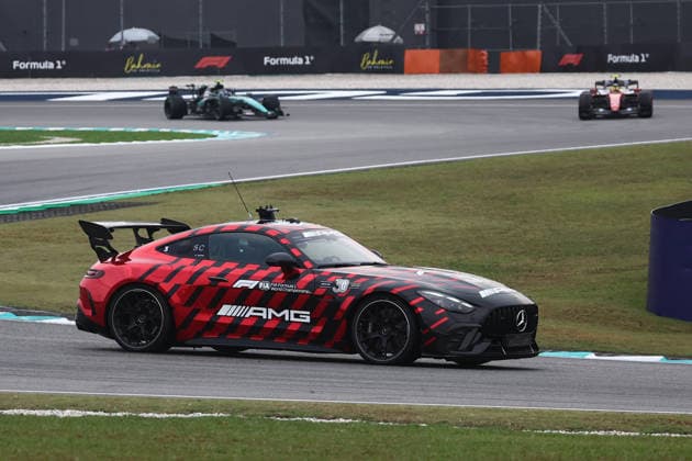 F1 Bahrain Grand Prix In Malaysia SEPANG, MALAYSIA - OCTOBER 4: Safety Car during the Formula 1 Bahrain Grand Prix at Sepang International Circuit in Sepang, Malaysia on October 4, 2026. Jakub Porzycki Anadolu Sepang Malaysia. Editorial use only. Please get in touch for any other usage.  Copyright: x2026xAnadoluxJakubxPorzyckix