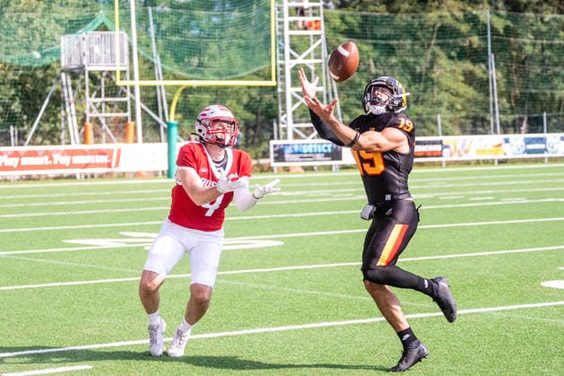 AMERICAN FOOTBALL - IFAF EC, AUT vs BEL SALZBURG,AUSTRIA,04.OCT.26 - AMERICAN FOOTBALL - IFAF European Championship, EM, Europameisterschaft Austria vs Belgium. Image shows Stefan Dirnberger (AUT) and Jamal Soufi (BEL).  GEPAxpictures xJulioxArellano