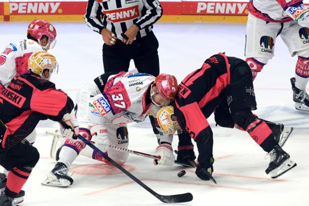 October 4, 2026, GER, DEU, Germany, Ice Hockey Faceoff, Markus Vikingstad, Eisbären Berlin 37, Nikolaus Heigl, Ice Tigers 15, nordphoto GmbH, Engler Berlin, Uber Arena Berlin, Germany Copyright: xNordphotox xEnglerx