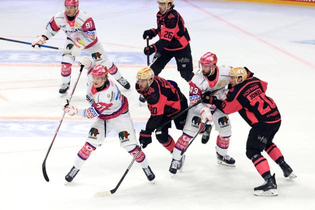 October 4, 2026, GER, DEU, Germany, Ice Hockey: Eric Hoerdler (Eisbären Berlin) 77, Andreas Eder (Eisbären Berlin) 43, CONSTANTIN BRAUN (Ice Tigers) 90, Ryan Jones (Ice Tigers) 20; nordphoto GmbH, Engler Berlin, Uber Arena Berlin, Germany Copyright: xNordphotox xEnglerx