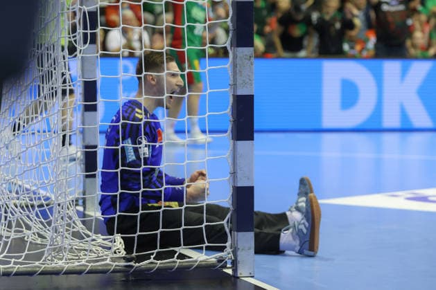 October 4, 2026, xtgx, Opel HBL Handball, SC Magdeburg vs. HC Erlangen emspor, from left: Dominik Kuzmanovic (Magdeburg), 1: Celebrating a saved shot, blocked, saved, Magdeburg goalkeeper