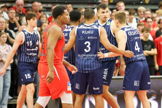 GER, GIESSEN 46ers vs. VfL SparkassenStars Bochum, Basketball, ProA, Matchday 3, 2026–2027 Season, October 4, 2026, Aitor Julen Pickett Lazo, VfL SparkassenStars Bochum (GER), GIESSEN 46ers vs. VfL SparkassenStars Bochum, Basketball, ProA, Matchday 3, 2026–2027 Season, October 4, 2026 GIESSEN 46ers Copyright: xEibner-Pressefoto JavadxMohammadpourx EP_JMR