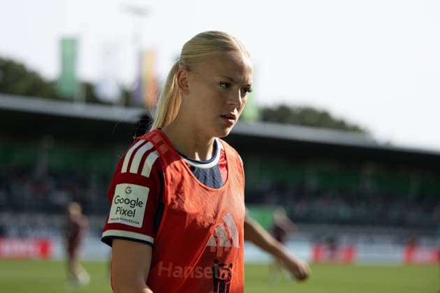 Soccer I Women s I 2026–2027 Season I Bundesliga I VfL Wolfsburg vs. Hamburger SV I October 4, 2026 Lena Martens 18, Hamburger SV Cutout, Close-up, Portrait, Single Photo, Single Image, Body Wolfsburg AOK Stadium Lower Saxony Germany Copyright: xLobeca CedricxSiefkerx