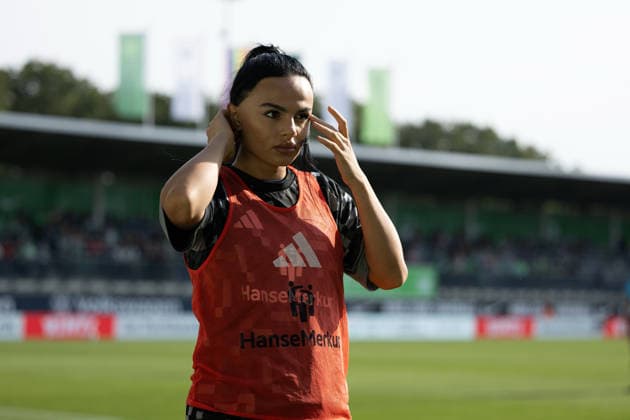 Soccer I Women s I 2026–2027 Season I Bundesliga I VfL Wolfsburg vs. Hamburger SV I October 4, 2026 Nigar Mirzaliyeva 4, Hamburger SV Cutout, Close-up, Portrait, Single Photo, Single Image, Body Wolfsburg AOK Stadium Lower Saxony Germany Copyright: xLobeca CedricxSiefkerx