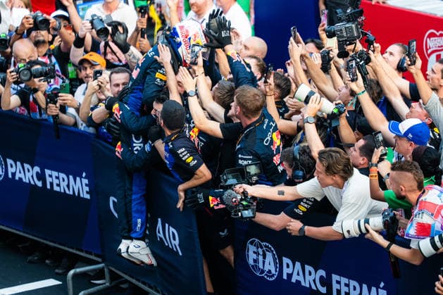 2026 Malaysian Grand Prix - Max Verstappen MAX VERSTAPPEN 1 (NED) of Oracle Red Bull Racing (Red Bull Racing RB22) celebrating his win with his team on Sunday Race Day during the 2026 Formula 1 Gulf Air Bahrain Grand Prix in Malaysia at Sepang International Circuit in Kuala Lumpur, Malaysia, on October 4, 2026. Photo by Antoine LAPEYRE Reveries Agency ABACAPRESS.COM Kuala Lumpur Malaysia  Copyright: xAntoinexLapeyre ReveriesxAgency ABACAx