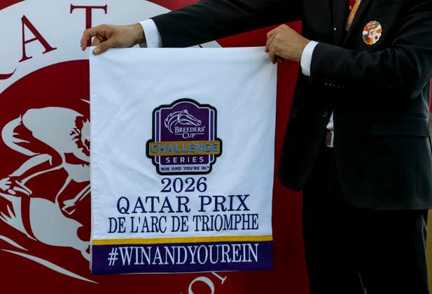 HORSE RACING 2026: Qatar Prix De Lâ€⠢Arc De Triomphe Day Longchamp OCT 04 October 4, 2026, Paris, USA: Daryz (1) ridden by Mickael Barzalona wins the Qatar Prix de lâ€⠢arc de Triomphe (Group 1) at Longchamp Racecourse in Paris, France on October 4, 2026. Sandra Scherning Eclipse Sportswire CSM(Credit Image:  Sandra Scherning Cal Media) Paris USA EDITORIAL USE ONLY Copyright: xx ZUMA-20261004_faf_cs17_067.jpg SandraxScherningx csmphotothree530736