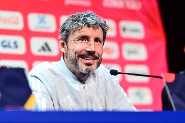 France v Belgium - UEFA Nations League 2026 Media Activities 04 10 2026 PARIS, FRANCE - OCTOBER 04 : Van Bommel Mark head coach of Belgium speaking with the media during a pre-match press conference, PK, Pressekonferenz ahead of the UEFA Nations League tournament league phase matchday 4 group A1 match between France and Belgium on October 4, 2026 in Paris, France, 04 10 2026 Paris France Copyright: xDexVoechtx-xKalutx
