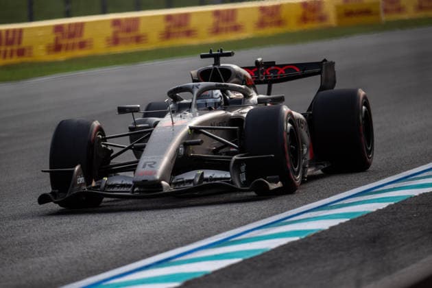 F1 - BAHRAIN GRAND PRIX IN MALAYSIA 2026 27 HULKENBERG Nico (ger), Audi F1 Team , action during the 2026 Formula 1 Bahrain Grand Prix in Malaysia, 16th round of the 2026 Formula One World Championship, WM, Weltmeisterschaft from October 2 to 4, 2026 on the Sepang International Circuit, in Sepang, Malaysia - SepangMalaysia Copyright: xALBERTOxVIMERCATIx