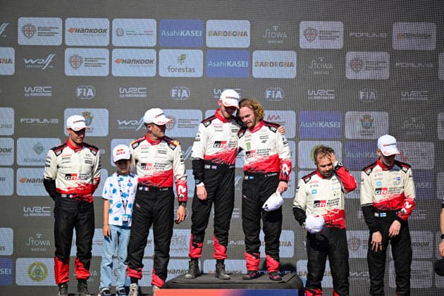 FIA WRC, Motorsport Rallye, WM 2026: Rally Italia Sardegna - Day 4 Sebastien Ogier (FRA) and Vincent Landais (FRA), Oliver Solberg (SWE) and Elliott Edmondson (GBR),Sami Pajari (FIN) and Marko Salminen (FIN), during the FIA WRC RALLY ITALIA SARDEGNA in Alghero, Italy on 1-4 October, 2026. Alghero Sardinia Italy Copyright: xFedericoxManonix originalFilename:manoni-notitle261004_npEUJ
