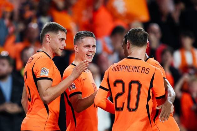 EINDHOVEN - (lr) Micky van de Ven of the Netherlands, Joey Veerman of the Netherlands, Teun Koopmeiners of the Netherlands, and Ryan Gravenberch of the Netherlands celebrate the 1-0 during the UEFA Nations League match between the Netherlands and Serbia at the Philips Stadium on October 4, 2026, in Eindhoven, the Netherlands. SONNY LENSEN ANP xVIxANPxSportx xxANPxIVx 571520757 originalFilename: 571520757
