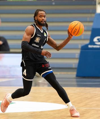 Quashawn Lane, ETB Miners Essen, 4 on the Ball GER, ETB Miners Essen vs. RheinStars Cologne, Barmer 2 Basketball Bundesliga, ProA, Matchday 3, 2026–27 Season, Sporthalle am Hallo, Essen, October 4, 2026 ETB Miners Essen vs. RheinStars Cologne, ProA, Matchday 3, 2026–27 Season, October 4, 2026 Essen Copyright: xEibner-Pressefoto ScottxColemanx EP_SCN