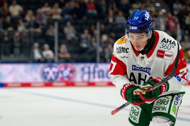 Hockey, DEL, 20261004, EHC Red Bull Munich vs. Augsburg Panthers. Pictured: Goal 3, 2. Goal scorer: Luke Toporowski (Augsburg), 77 (Munich), SAP Garden, Bavaria, Germany Copyright: Passion2Press MarkusxFischerx