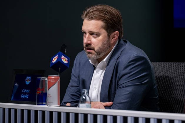 Oliver David, Head Coach, EHC Red Bull Munich, at the postgame press conference for the GER match between EHC Red Bull Munich and the Augsburger Panther, DEL, 2026–2027 season, Matchday 6, October 4, 2026. Photo: HMB Media, Heike Feiner Copyright: HMBxMedia HeikexFeiner