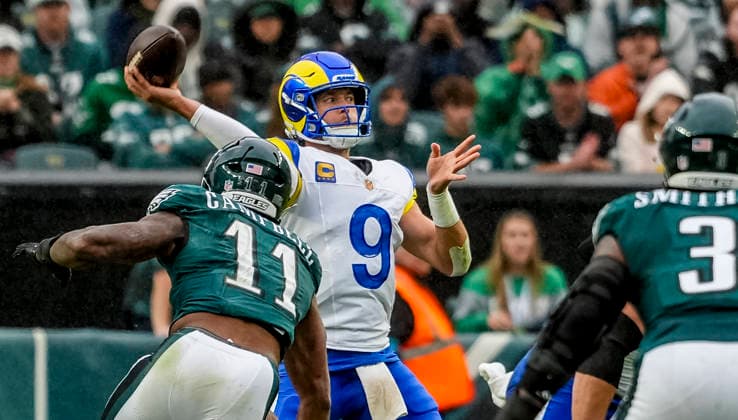 October 4, 2026, Philadelphia, Pa, USA: Oct 4, 2026; Philadelphia, PA, USA; Los Angeles Rams quarterback Matthew Stafford (9) throws a pass during the Rams 24-20 wins against the Eagles at Lincoln Financial Field. Mandatory Credit: -Cal Media Philadelphia USA - ZUMAcs17 20261004_faf_cs17_177 Copyright: xScottxSeriox