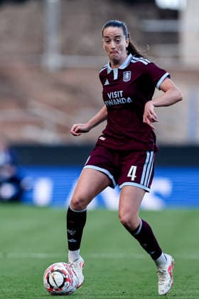 Aston Villa Women v Crystal Palace Women, Women s Super League Aston Villa Women defender Anna Patten (4) during the Women s Super League match between Aston Villa Women and Crystal Palace Women at Villa Park, Birmingham, UK on 4 October 2026 Birmingham Villa Park West Midlands UK Editorial use only , Copyright: xManjitxNarotrax PSI-24960-0080