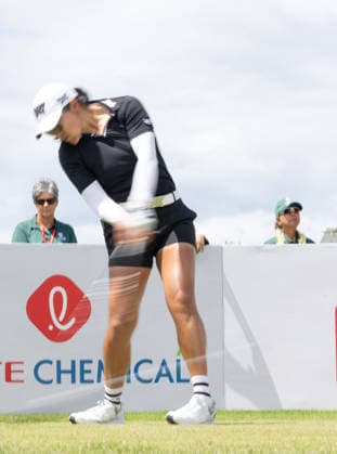 October 4, 2026, Honolulu, Hawaii, USA: AUSTON KIM tees off at the 1st tee box for Round 4 at the 2026 Lotte Championship at Hoakalei Country Club, Ewa Beach, Hawaii, USA. 2026 Lotte Championship Presented By Hoakalei - ZUMAm310 20261004_zsp_m310_003 Copyright: xElliotxMilesx
