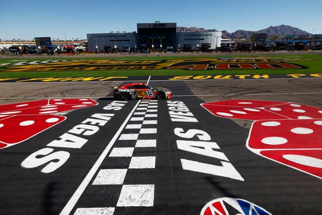 LAS VEGAS, CA - OCTOBER 04: Chase Briscoe ( 19 Joe Gibbs Racing Bass Pro Shops Toyota) during the South Point 400 NASCAR, Motorsport, USA Cup Series Chase playoff race on October 4, 2026 at Las Vegas Motor Speedway in Las Vegas, NV. (Photo by Jeff Speer LVMS Icon Sportswire) AUTO: OCT 04 NASCAR Cup Series Playoffs South Point 400 EDITORIAL USE ONLY Icon26100416877