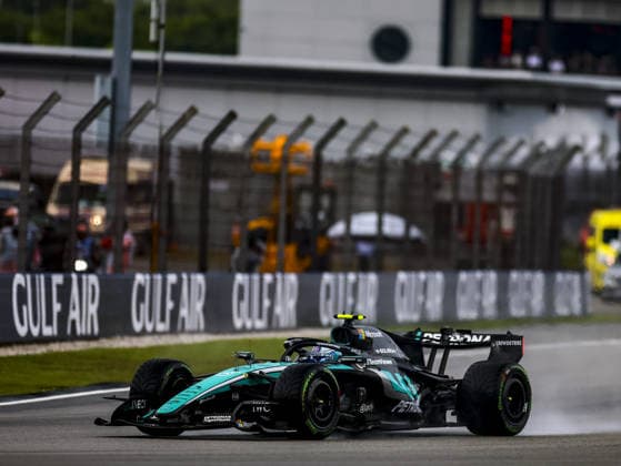 KUALA LUMPUR, MALAYSIA - OCTOBER 04: Andrea Kimi Antonelli of Italy driving the (12) Mercedes AMG PETRONAS F1 Team F1 W17 during the race of the FIA Formula 1 Grand Prix of Bahrain in Malaysia at the Sepang Circuit on October 04, 2026 in Kuala Lumpur, Malaysia. (Photo by Qian Jun SPP-Paddocker) Copyright: xQianxJun SPP-Paddockerx Sportspressphoto_SPR246437