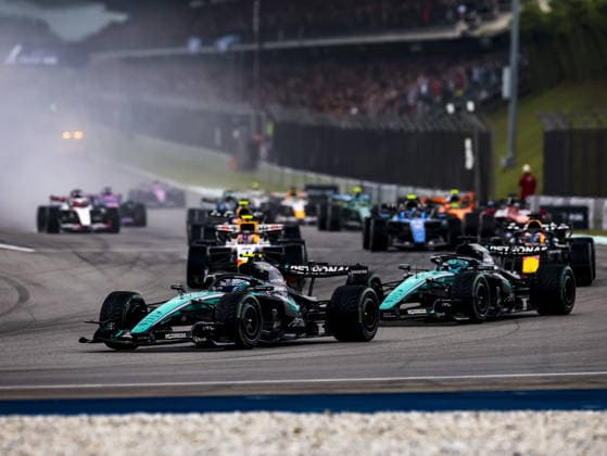KUALA LUMPUR, MALAYSIA - OCTOBER 04: Andrea Kimi Antonelli of Italy driving the (12) Mercedes AMG PETRONAS F1 Team F1 W17 during the race of the FIA Formula 1 Grand Prix of Bahrain in Malaysia at the Sepang Circuit on October 04, 2026 in Kuala Lumpur, Malaysia. (Photo by Qian Jun SPP-Paddocker) Copyright: xQianxJun SPP-Paddockerx Sportspressphoto_SPR246501