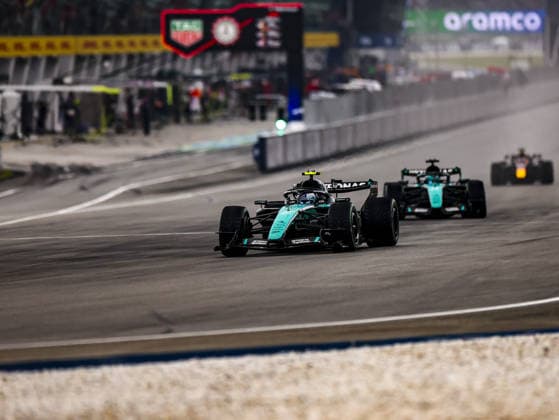 KUALA LUMPUR, MALAYSIA - OCTOBER 04: Andrea Kimi Antonelli of Italy driving the (12) Mercedes AMG PETRONAS F1 Team F1 W17 during the race of the FIA Formula 1 Grand Prix of Bahrain in Malaysia at the Sepang Circuit on October 04, 2026 in Kuala Lumpur, Malaysia. (Photo by Qian Jun SPP-Paddocker) Copyright: xQianxJun SPP-Paddockerx Sportspressphoto_SPR246509