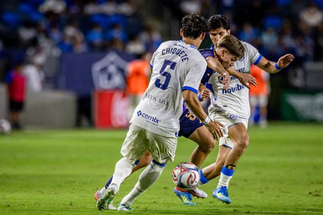Los Angeles Galaxy v Cruz Azul Frindly Match KyÅgo Furuhashi 7 of Los Angeles Galaxy dribling the ball during the friendly football match between Los Angeles Galaxy and Cruz Azul at Dignity Health Park. on October 4, 2026 in Carson, California. (Photo by Arturo Cordero Eyepix Group) Copyright: xArturoxCordero xEyepixxGroupx AC_04102026_198227