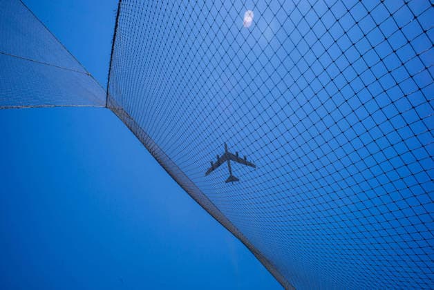 October 3, 2026, Los Angeles, California, USA: A B-52 Stratofortress conducts a flyover during the pregame ceremony honoring Lt. Col. Gabriel Estrella, who was killed in a recent B-52 crash, before NLDS Game 1 between the Los Angeles Dodgers and Atlanta Braves on Saturday, October 3, 2026, at Dodger Stadium in Los Angeles, California. . Los Angeles USA - ZUMAa60_ 20261003_zaf_a60_045 Copyright: xArmandoxArorizox USA News - October 3, 2026 - ZUMA0868 0868553121st Copyright: xIMAGO ArmandoxArorizox