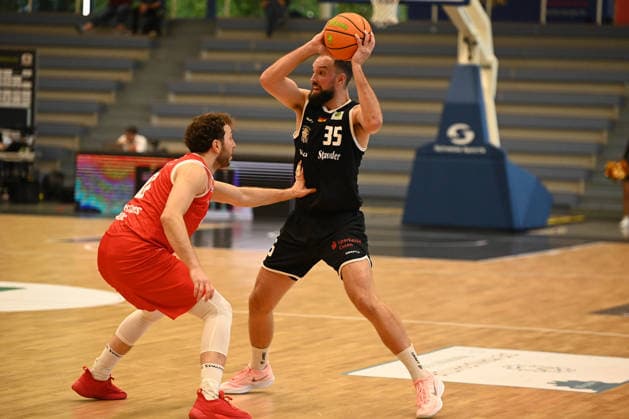 JJ Mann, Matchday 3, BARMER 2 Basketball Bundesliga Pro A: ETB Miners vs. RheinStars Cologne, October 4, 2026, JJ Mann, ETB Miners, Matchday 3 of the BARMER 2 Basketball Bundesliga Pro A, ETB Miners vs. RheinStars Cologne, final score 86–91 at the Sporthalle am Hallo on October 4, 2026, in front of 946 spectators