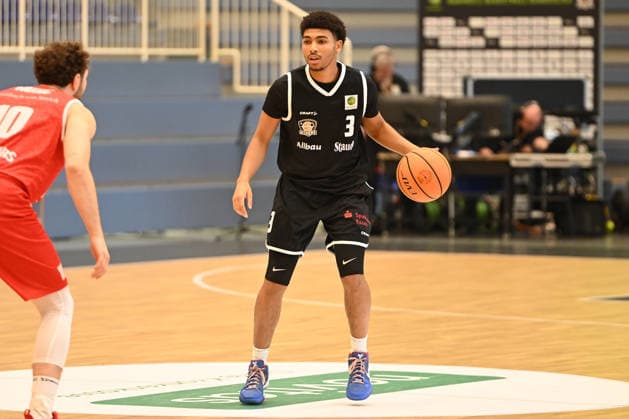 Tre Beard, Matchday 3, BARMER 2 Basketball Bundesliga Pro A: ETB Miners vs. RheinStars Cologne, October 4, 2026. Tre Beard, ETB Miners, Matchday 3 in the BARMER 2 Basketball Bundesliga Pro A, ETB Miners vs. RheinStars Cologne, final score 86–91 at the Sporthalle am Hallo on October 4, 2026, in front of 946 spectators