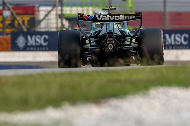 Bahrain Grand Prix - Race day - Sepang International Circuit SEPANG INTERNATIONAL CIRCUIT, MALAYSIA - OCTOBER 04: Fernando Alonso, Aston Martin F1 AMR26 from Spain during the Bahrain Grand Prix at Sepang International Circuit on Sunday October 04, 2026 in Sepang, Malaysia (Photo by Michael Potts BSR Agency) Content not available for redistribution in The Netherlands directly or indirectly through any third parties. Copyright: xBSRxAgencyx