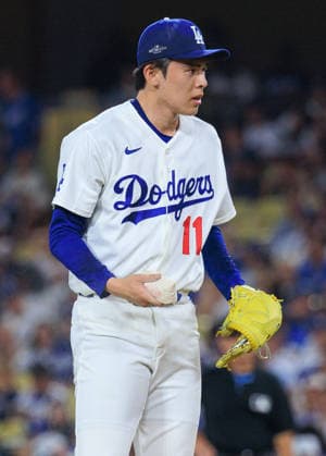 October 4, 2026, Los Angeles, California, USA: Relief pitcher, Roki Sasaki 11 of the Los Angeles Dodgers during NLDS Game 2 against the Atlanta Braves on Sunday October 4, 2026 at Dodger Stadium in Los Angeles, California. JAVIER ROJAS PI Dodgers Vs. Braves NLDS - Game 2 - ZUMAp124 20261004_zaa_p124_022 Copyright: xJavierxRojasx